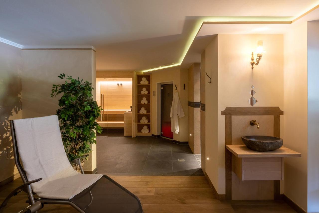 Hotel Monte44 سيلفا دي فال جاردينا المظهر الخارجي الصورة